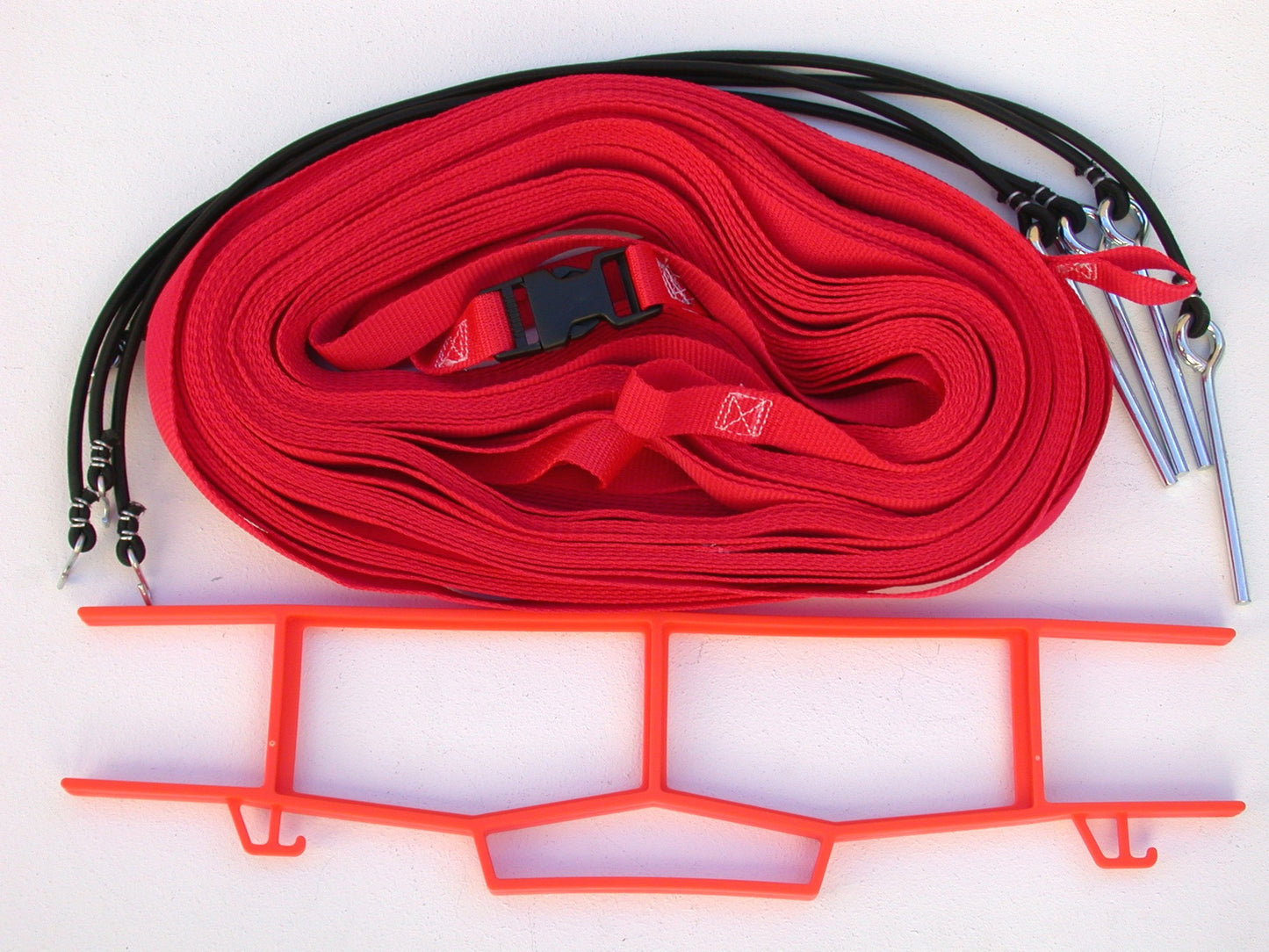 W25RG-red 1-inch one section non-adjustable web boundary, grass pegs, storage winder