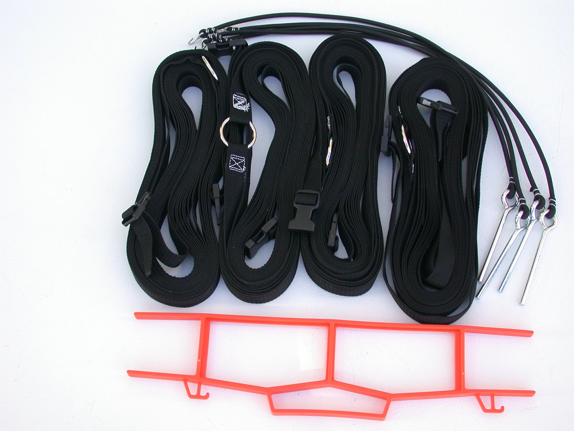 17ABKG-black 1-inch adjustable web boundary, grass pegs, storage winder