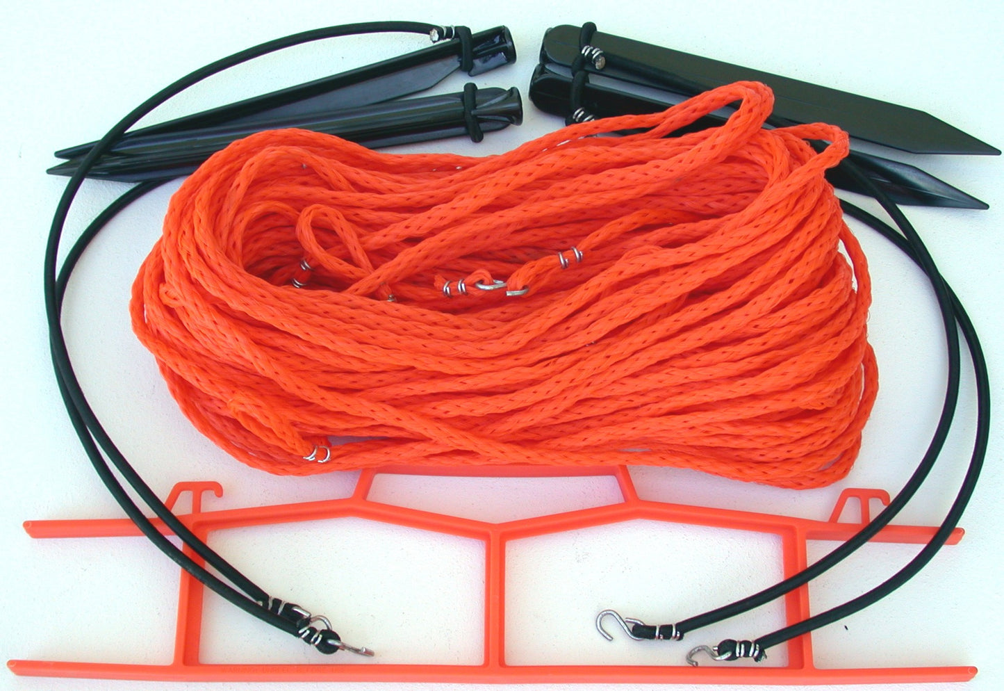 25OS-orange 1/4-inch non-adjustable rope boundary, sand pegs, storage winder